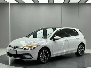 Автомобиль Volkswagen Golf