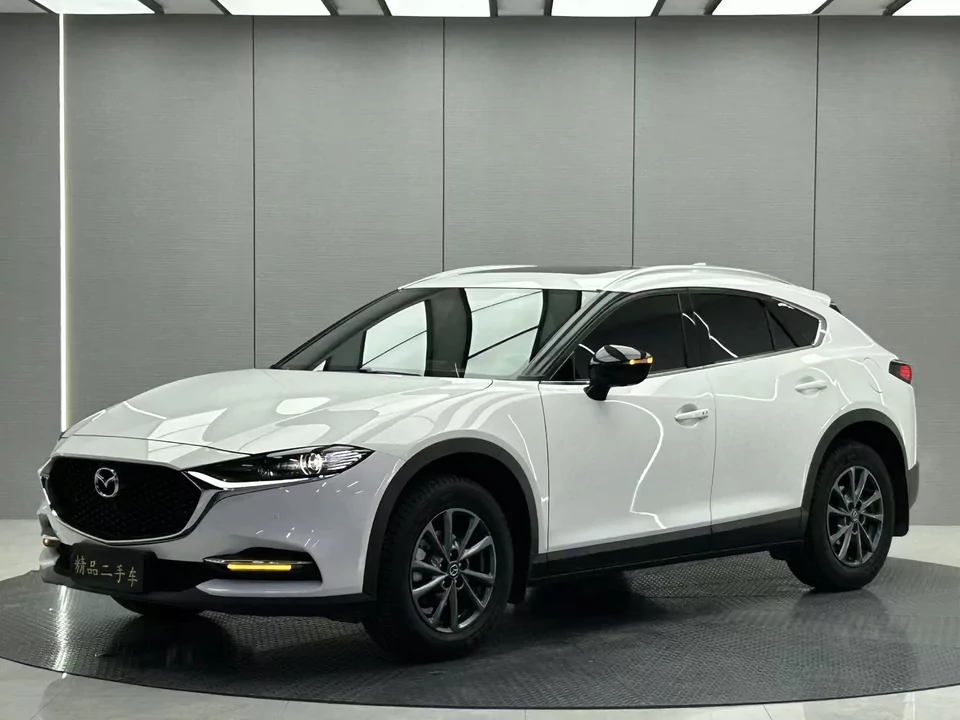 Автомобиль Mazda CX-4 — основное фото