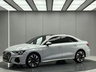 Автомобиль Audi A3