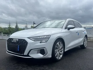 Автомобиль Audi A3
